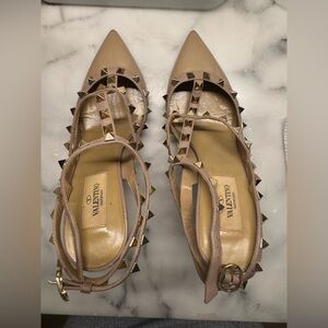 Valentino Women's Patent Beige Rockstud Heels